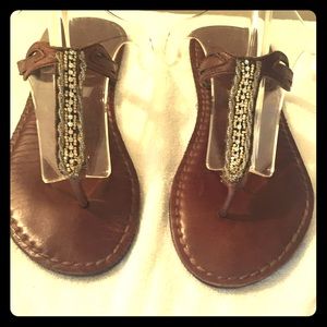 Leather flip flops